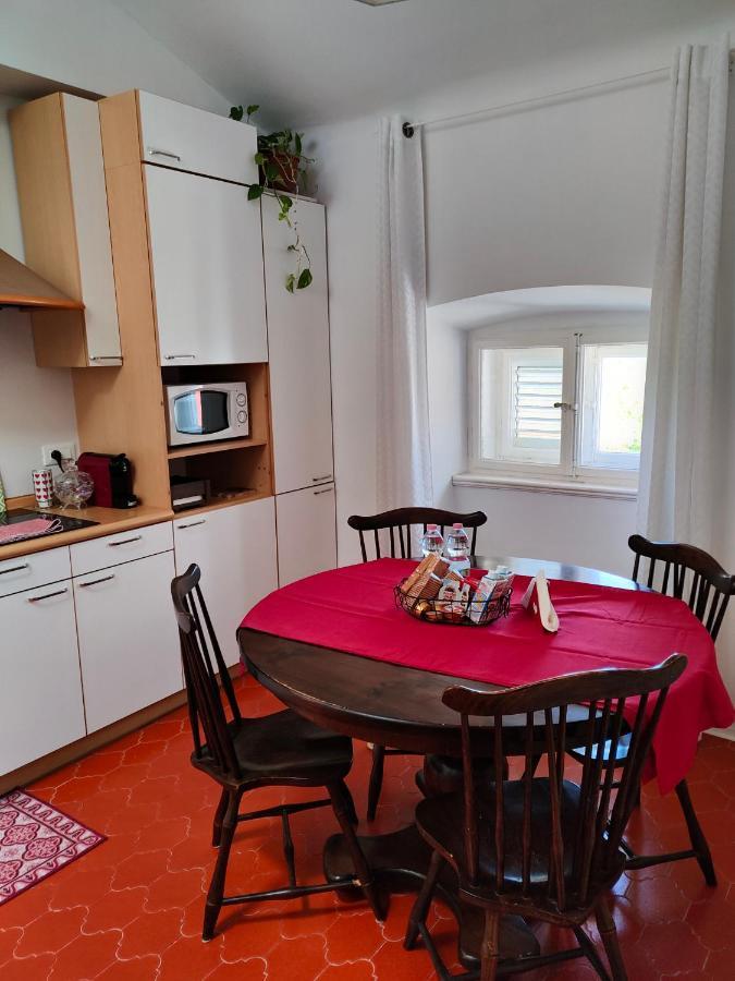 Volta 8 Rooms Trieste Eksteriør bilde