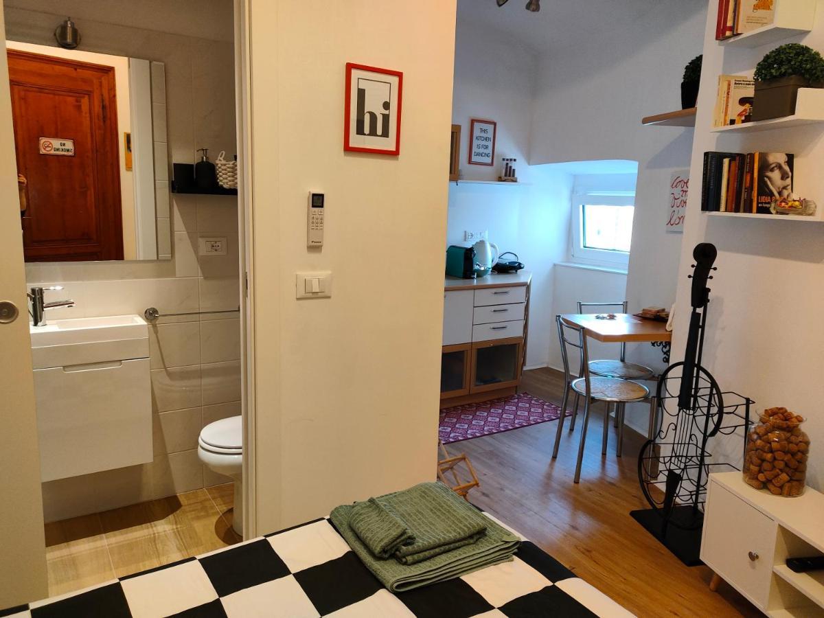 Volta 8 Rooms Trieste Eksteriør bilde