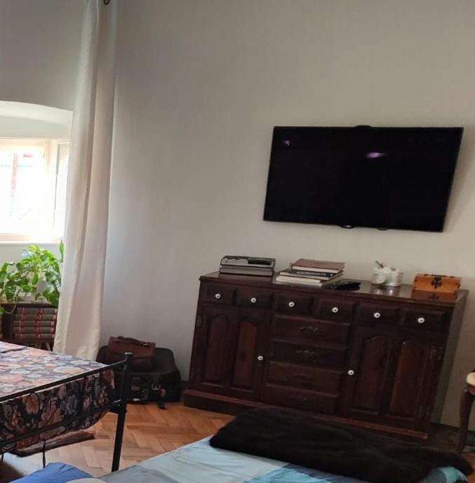 Volta 8 Rooms Trieste Eksteriør bilde